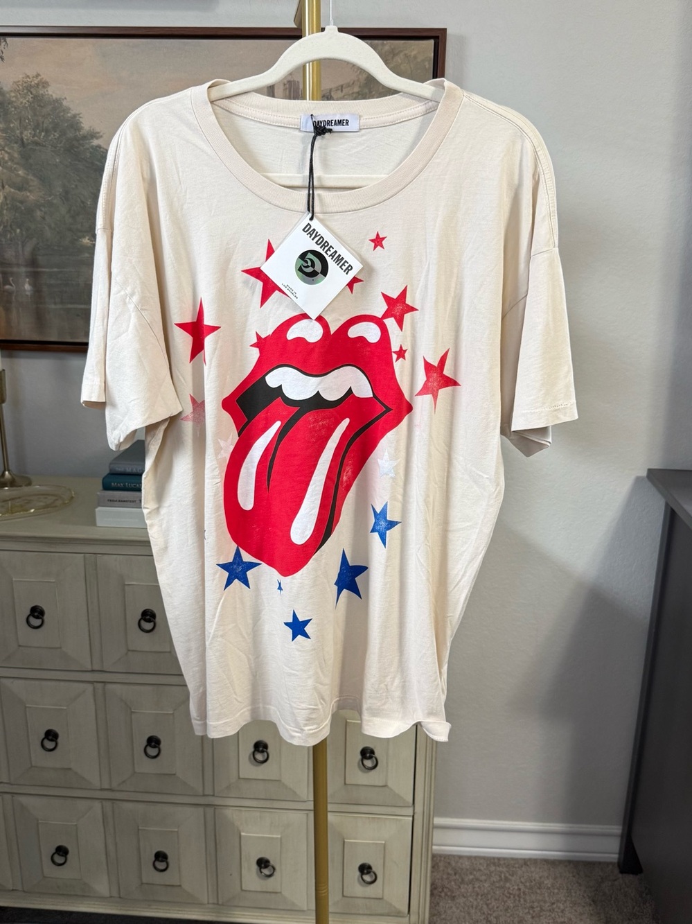 Daydreamer Cream Tee with Red Tongue and Blue Stars